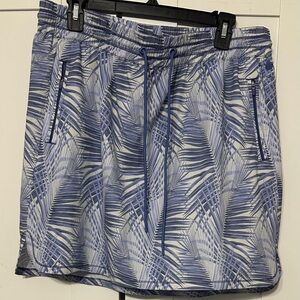 Tommy Bahama Blue and White Patterned Skirt